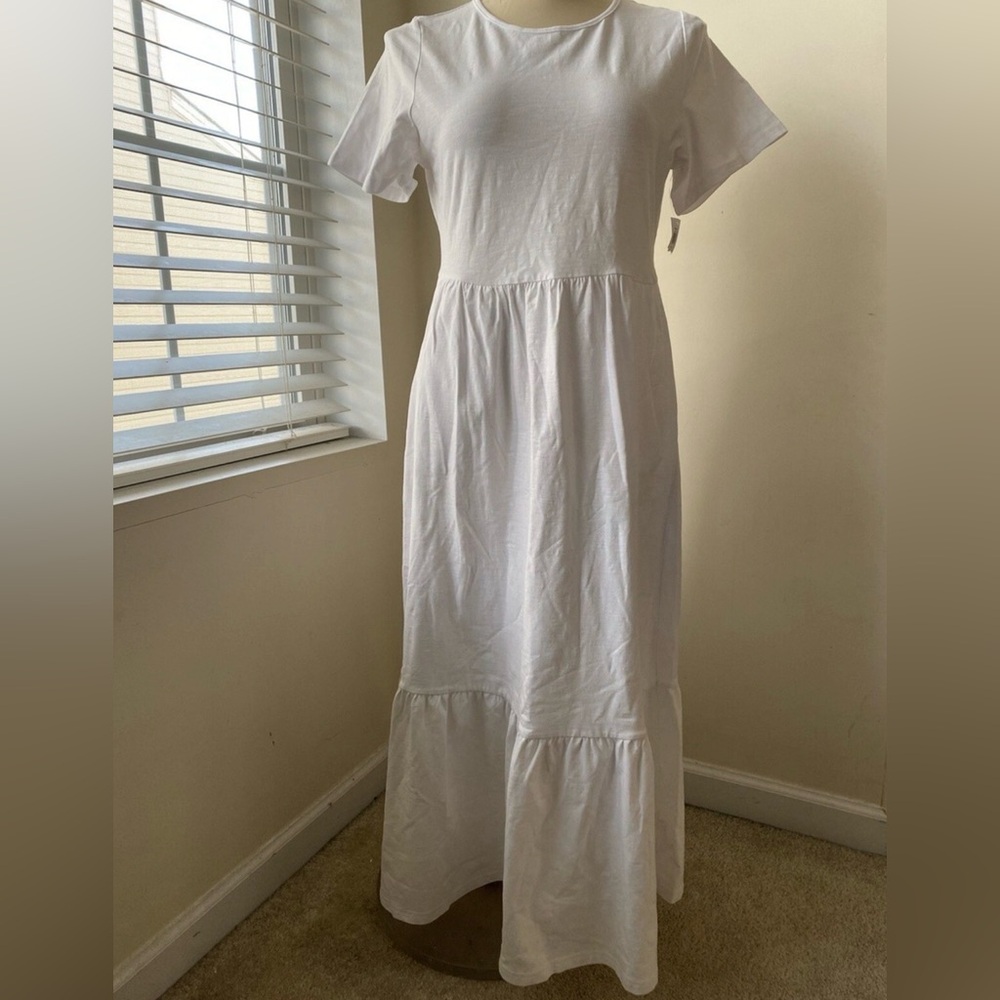 Old Navy Classic White Maxi Dress